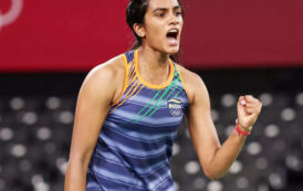 सिंधु ने रचा इतिहास:लगातार 2 ओलिंपिक में मेडल जीतने वाली पहली भारतीय महिला खिलाड़ी